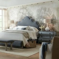 HOOKER CHALET UPHOLSTERED BED