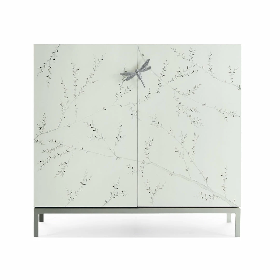 New 👍 HOOKER BALE DRAGONFLY BAR CABINET 👏 1 HOOKER BALE DRAGONFLY BAR CABINET