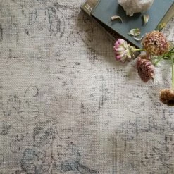 Brand new โค๏ธ LOLOI FREYA VINTAGE PRINT RUG: DISTRESSED SILVER ๐ 11 LOLOI FREYA VINTAGE PRINT RUG: DISTRESSED SILVER