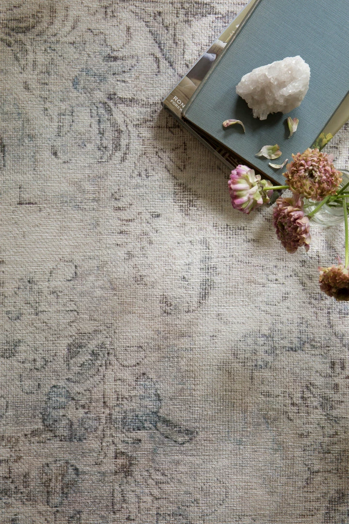 Brand new โค๏ธ LOLOI FREYA VINTAGE PRINT RUG: DISTRESSED SILVER ๐ 3 LOLOI FREYA VINTAGE PRINT RUG: DISTRESSED SILVER