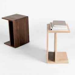 MOES HIROKI C TABLE: WHITE OAK