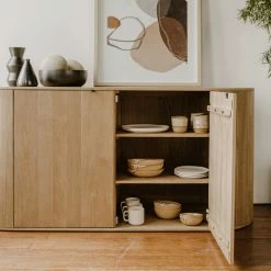 MOES JUNI SIDEBOARD
