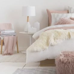 SURYA Lighting GAVIN LAMP: WHITE