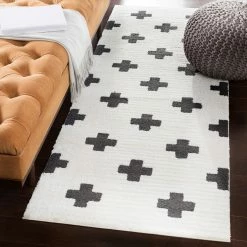 SURYA TETON PLUS RUG