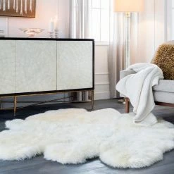 SURYA SHEEPSKIN HIDE RUG: WHITE