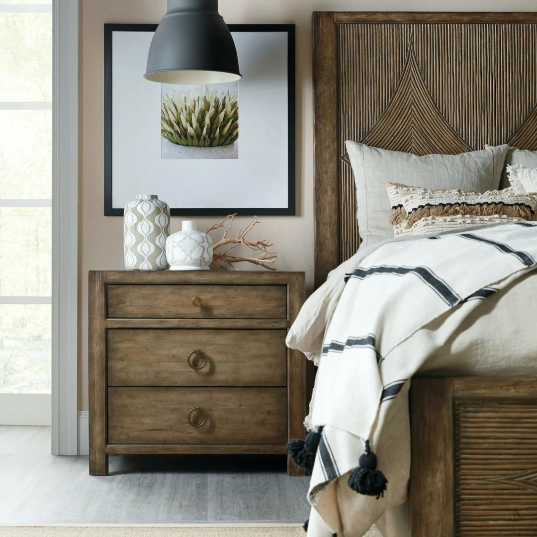 Flash Sale ๐ HOOKER Furniture SUNDANCE NIGHTSTAND โ๏ธ 2 HOOKER Furniture SUNDANCE NIGHTSTAND