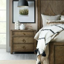 Flash Sale π HOOKER SUNDANCE PANEL BED Bedroom π 7 HOOKER SUNDANCE PANEL BED Bedroom