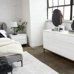 MOES WEATHERED GREY TEAK DISK ON STAND